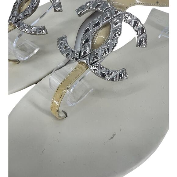 Chanel 2010 Interlocking CC Logo Slingback Sandals - Picture 11 of 16